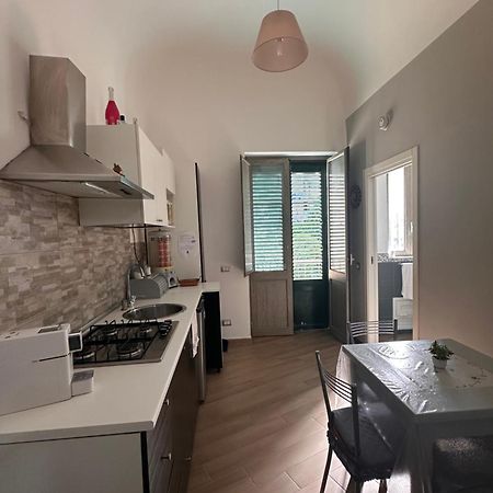 Luna Blu Apartment Палермо Екстер'єр фото