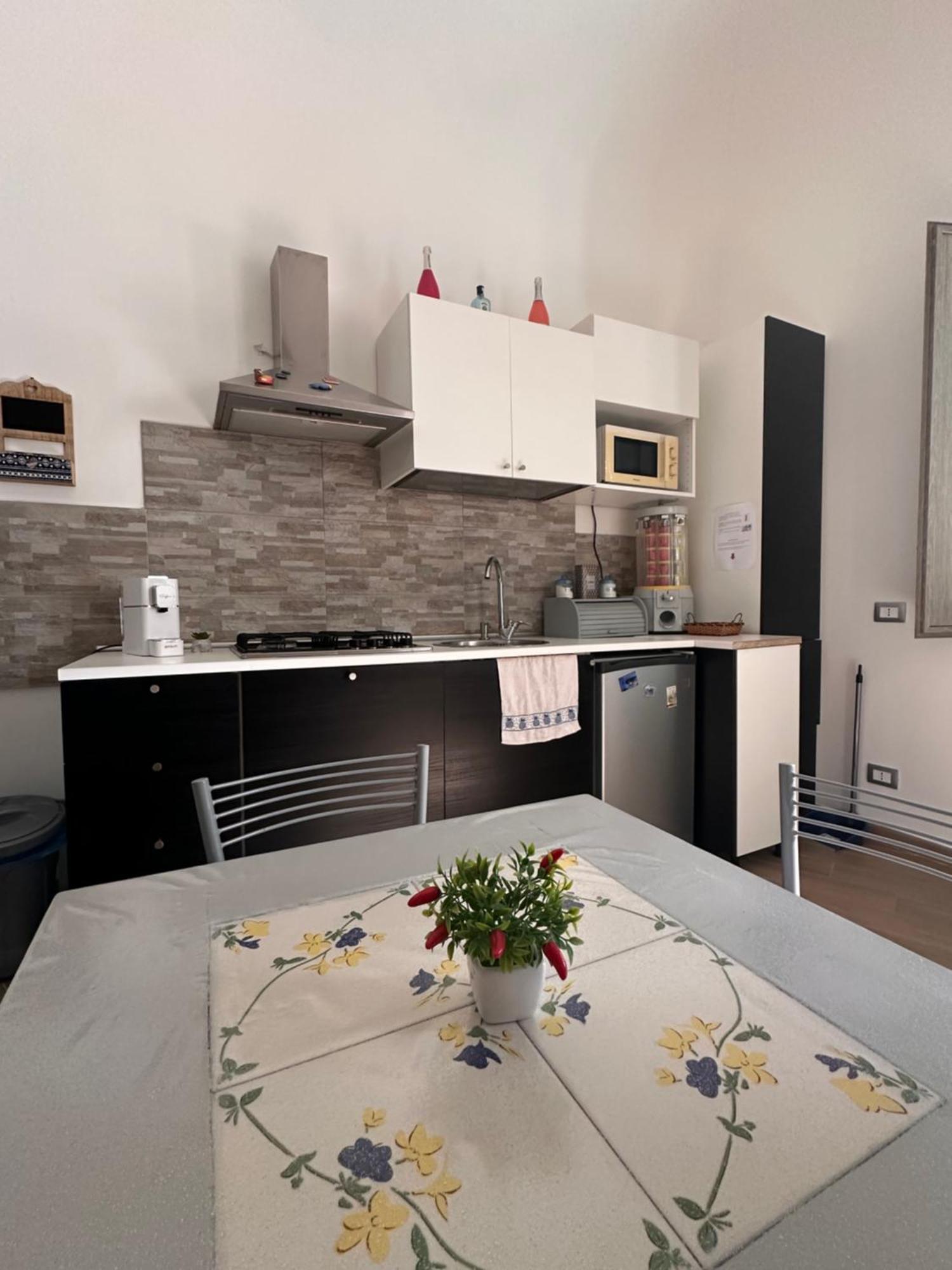 Luna Blu Apartment Палермо Екстер'єр фото